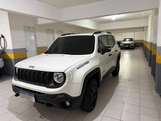 JEEP RENEGADE 2.0 16V TURBO DIESEL MOAB 4P 4X4 AUTOMÁTICO JEEP RENEGADE 2.0 16V TURBO DIESEL MOAB 4P 4X4 AUTOMÁTICO